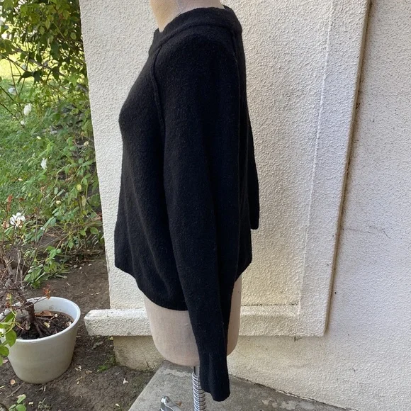 Free People from Bloomingdale’s called “Found my Friend” great pullover sweater - Picture 5 of 10